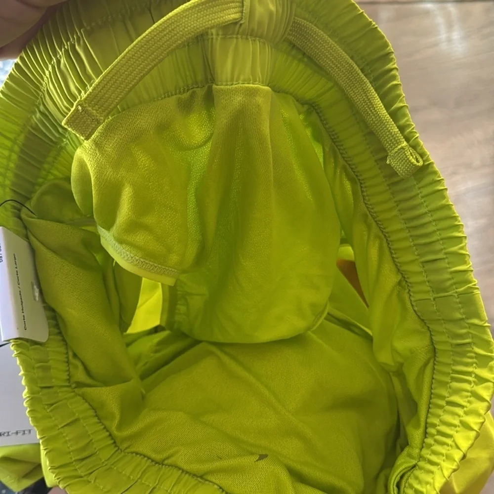 Nike One Loose Fit Kids Size L & XL Shorts New With Tags
